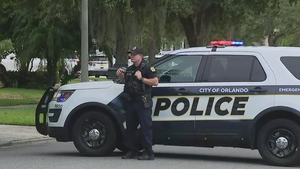2 children, 3 adults found dead at Orlando home, police say